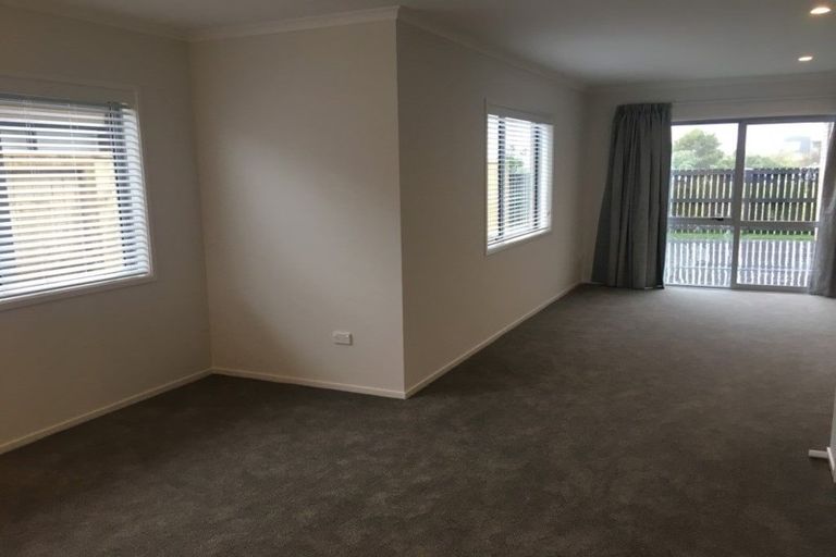 Photo of property in 14 Marion Crescent, Papamoa Beach, Papamoa, 3118