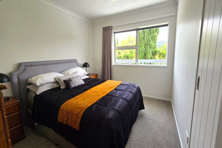 Photo of property in Cotswold Cottage B & B, 46 Maramarahi Road, Thames, 3578