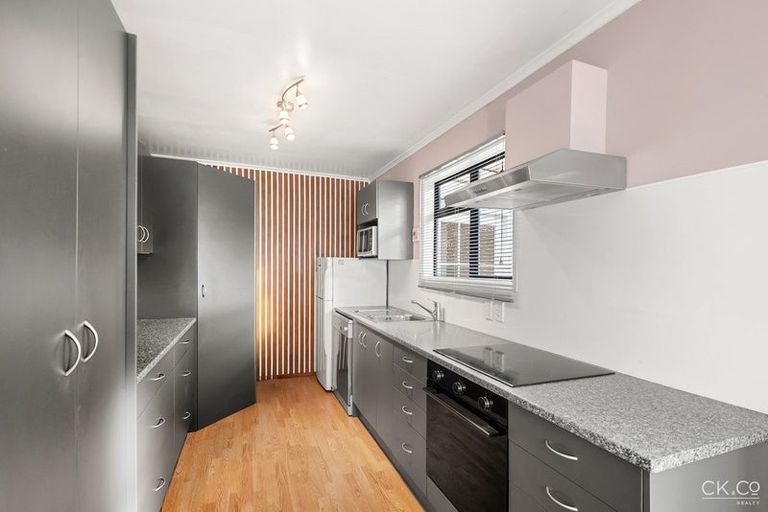 Photo of property in 73 Golders Road, Elderslea, Upper Hutt, 5018