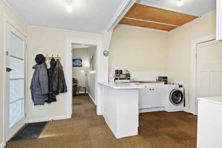 Photo of property in 8 Mount Cecil Road, Moonshine Valley, Porirua, 5381