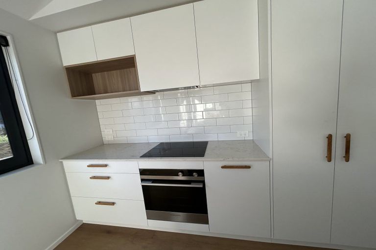 Photo of property in 62 Kirimoko Crescent, Wanaka, 9305