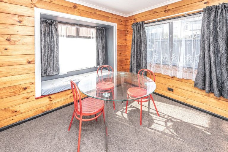 Photo of property in 21 Manuka Street, Castlecliff, Whanganui, 4501