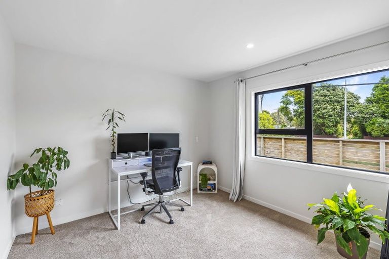 Photo of property in 91 Main Rd Clive, Clive, 4180