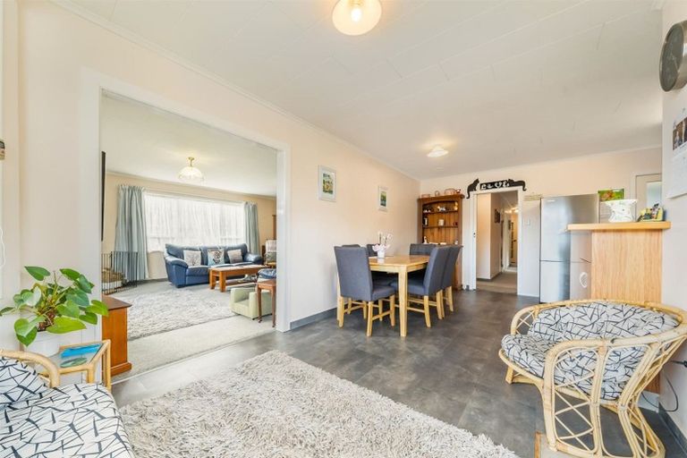 Photo of property in 70 Wood Street, Wainuiomata, Lower Hutt, 5014