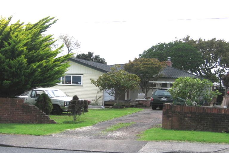 Photo of property in 109a Taikata Road, Te Atatu Peninsula, Auckland, 0610