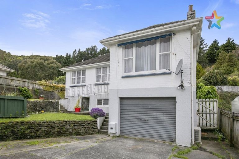 Photo of property in 52 Kowhai Street, Wainuiomata, Lower Hutt, 5014