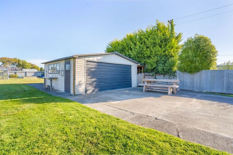 Photo of property in 9 Anne Street, Winton, 9720