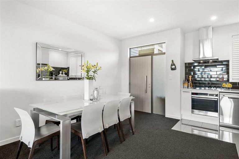 Photo of property in 6/50 Ocean View Road, Northcote, Auckland, 0627