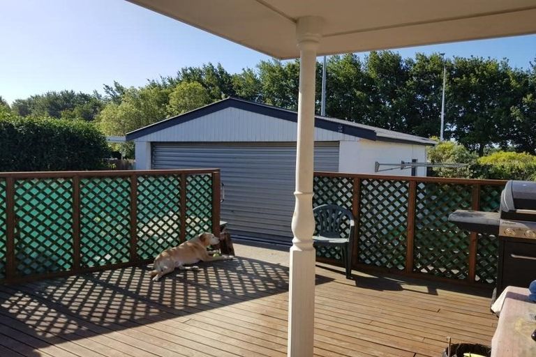 Photo of property in 44 Sarabande Avenue, Redwood, Christchurch, 8051