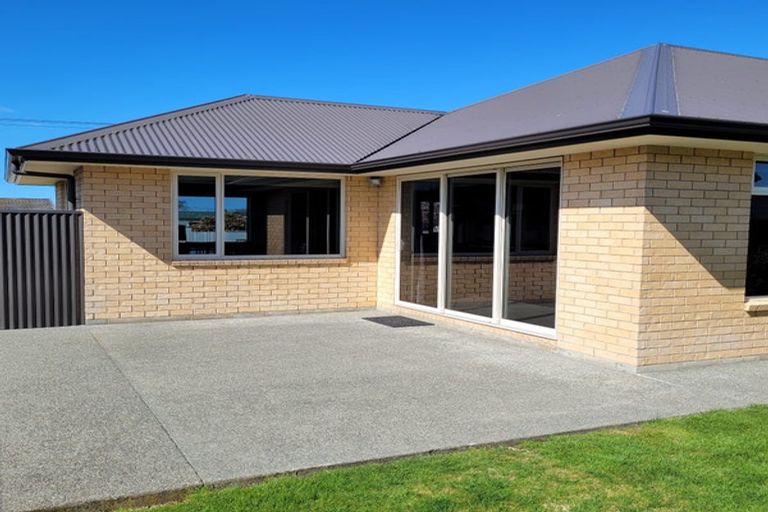 Photo of property in 75 Hayhurst Street North, Temuka, 7920