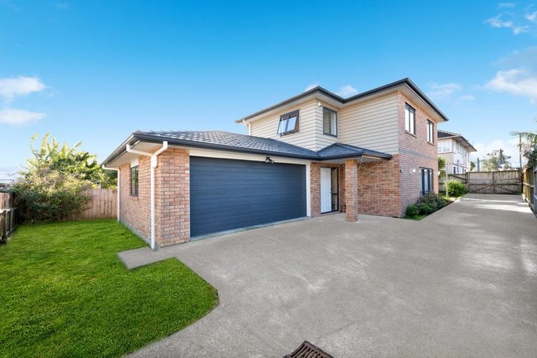 Photo of property in 14a Strid Road, Te Atatu South, Auckland, 0610