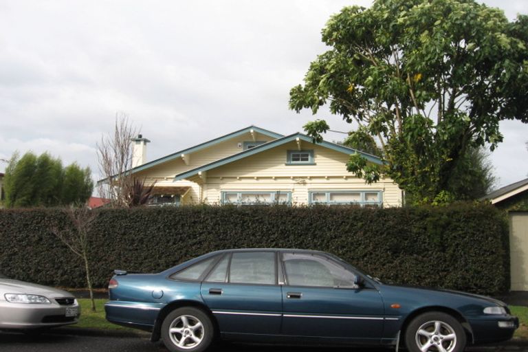 Photo of property in 14 Myrtle Street, Hamilton East, Hamilton, 3216