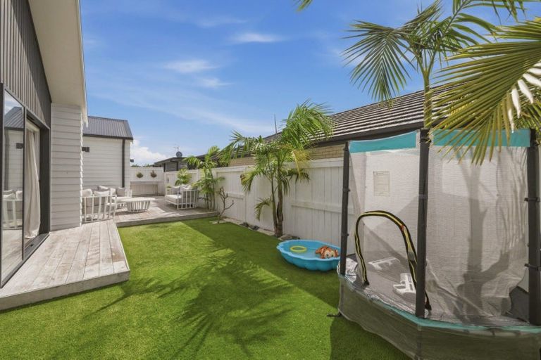 Photo of property in 12 Mida Close, Papamoa Beach, Papamoa, 3118