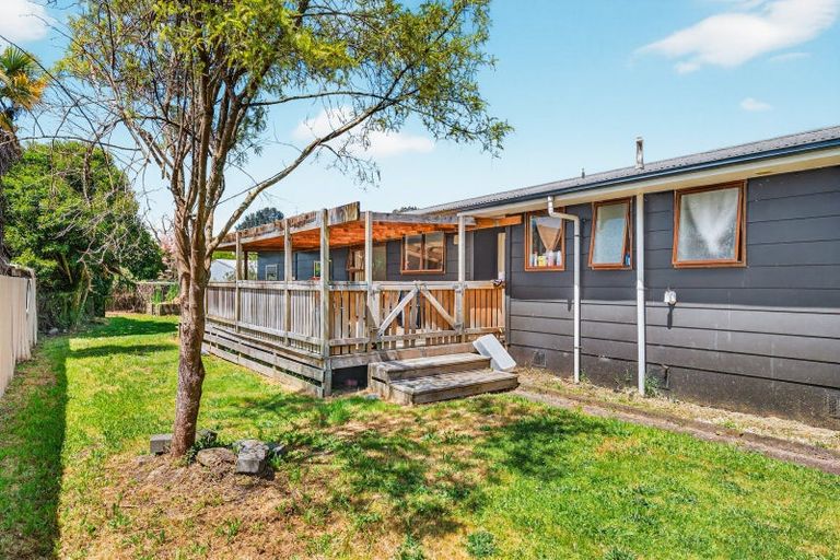 Photo of property in 90 Totara Street, Riccarton, Christchurch, 8041