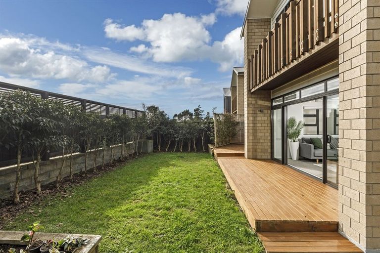 Photo of property in 4 Teal Way, Hobsonville, Auckland, 0616