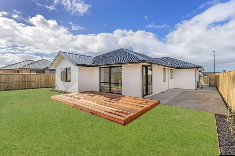 Photo of property in 5 Finstock Way, Rolleston, 7614