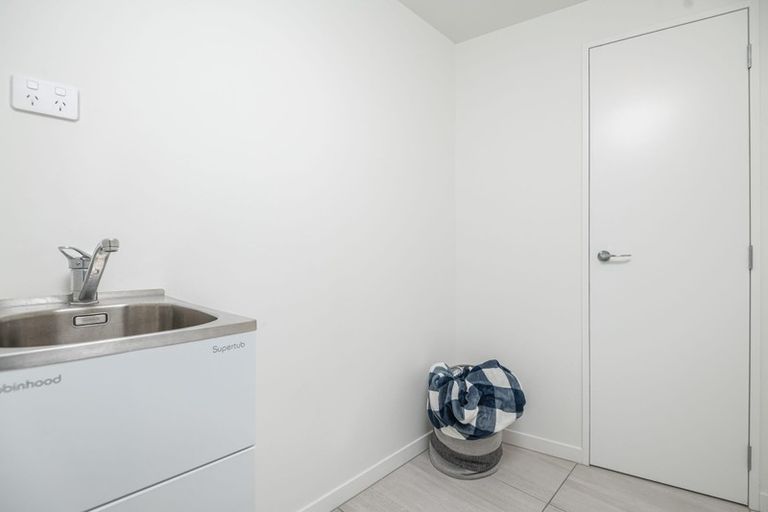 Photo of property in Pinnacle On Victoria, 160 Victoria Street, Te Aro, Wellington, 6011