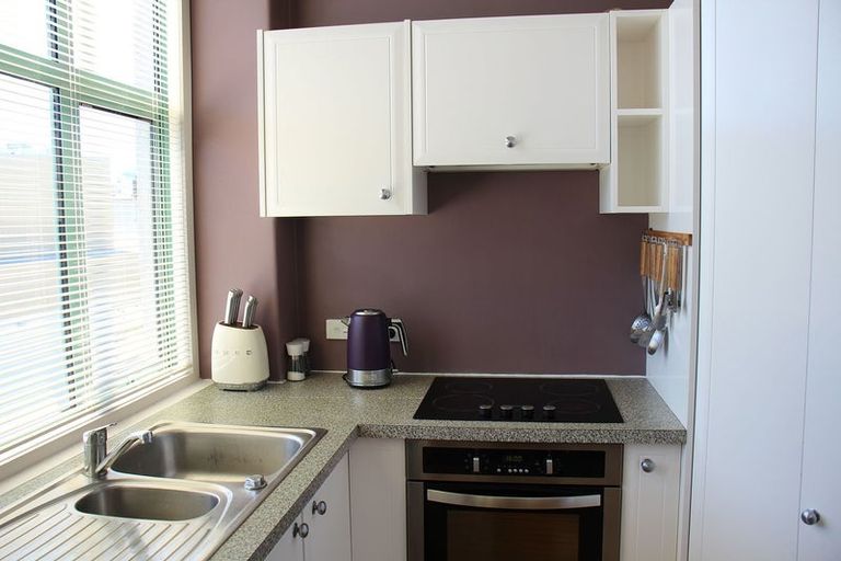 Photo of property in 13/60u Courtenay Place, Te Aro, Wellington, 6011