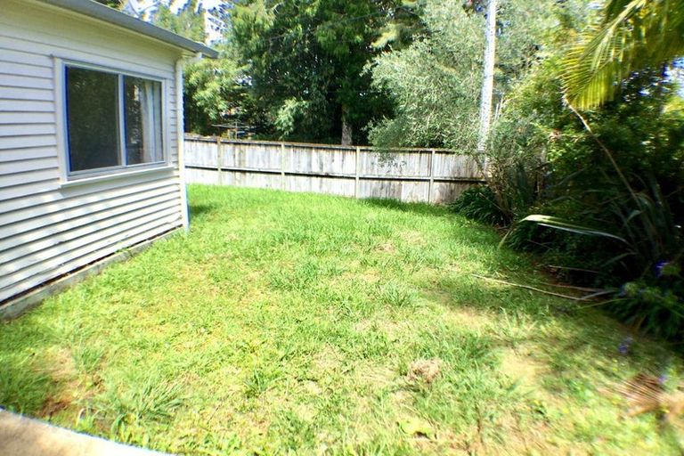 Photo of property in 53 Ellice Road, Totara Vale, Auckland, 0629