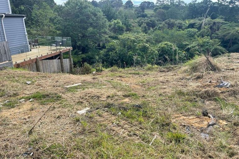 Photo of property in 1 Kaimai Avenue, Massey, 0614