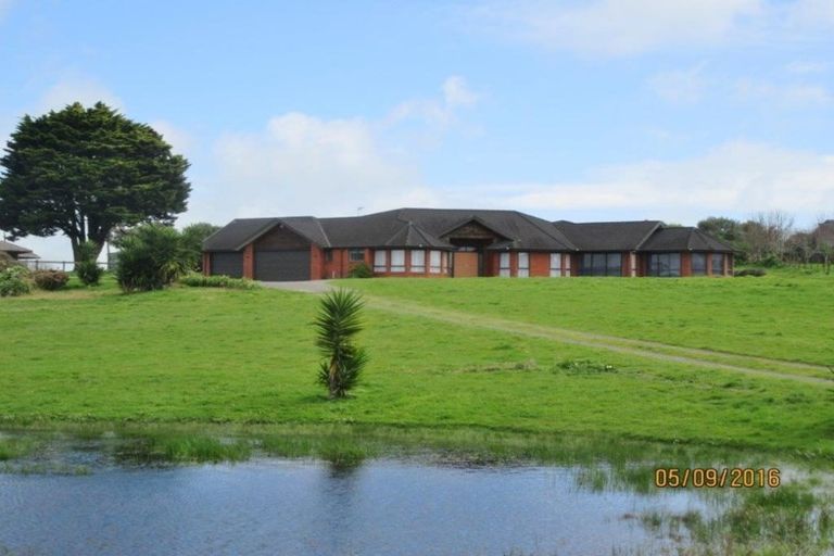 Photo of property in 16a Burberry Road, Karaka, Drury, 2578