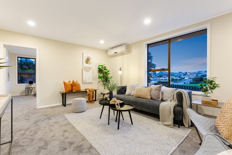 Photo of property in 2 Te Pene Avenue, Titahi Bay, Porirua, 5022