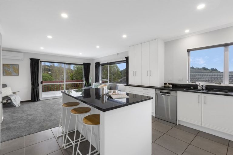 Photo of property in 44 Sailmaker Close, Whitby, Porirua, 5024