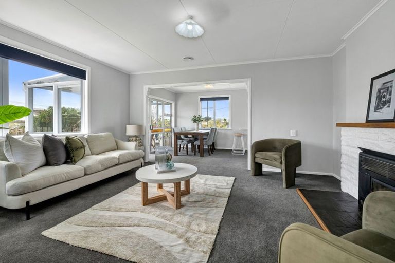 Photo of property in 14a Trafalgar Street, Westown, New Plymouth, 4310