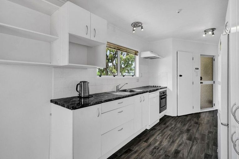 Photo of property in 17 Penrod Drive, Bell Block, New Plymouth, 4312