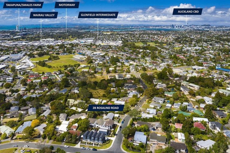 Photo of property in 2b Rosalind Road, Glenfield, Auckland, 0629