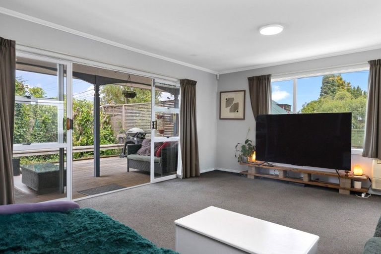 Photo of property in 11 Te Hatepe Avenue, Taupo, 3330