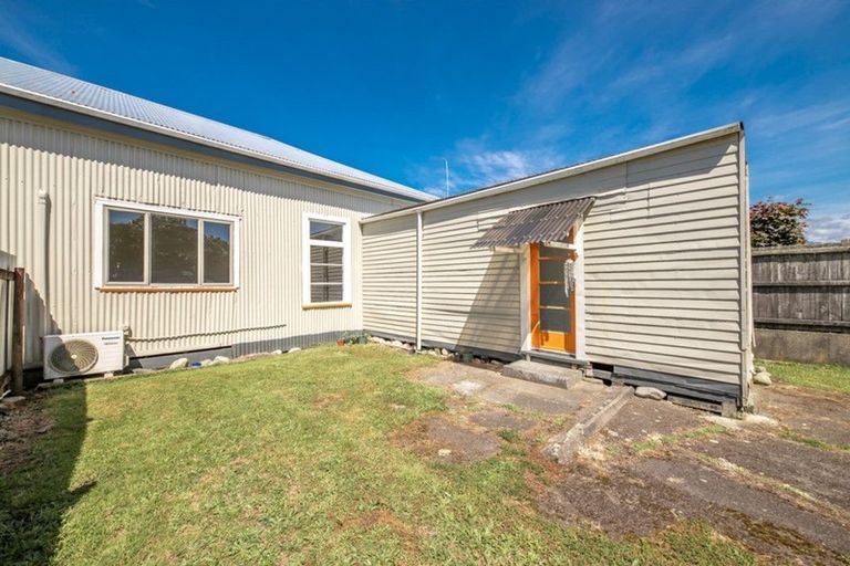 Photo of property in 82- 84 Queen Street, Westport, 7825