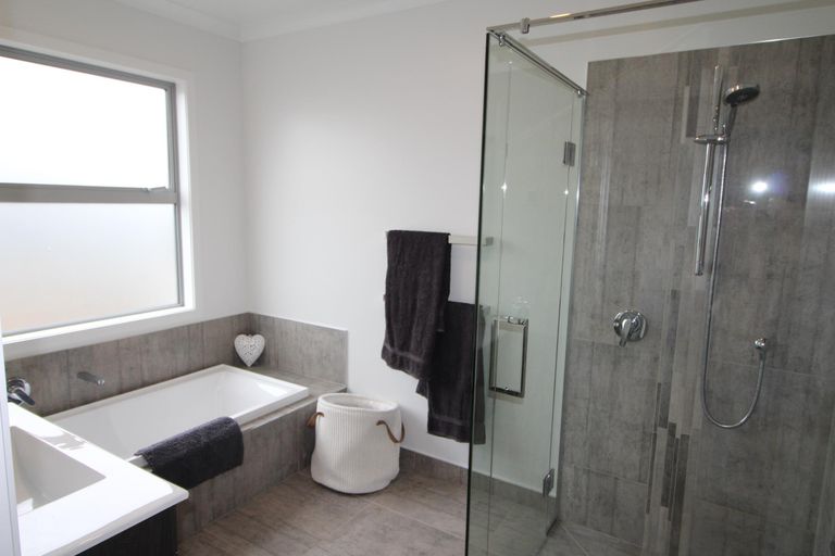 Photo of property in 12 Electric Place, Cromwell, 9310