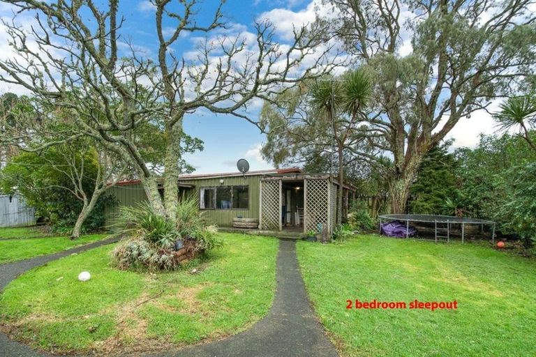 Photo of property in 215 Nixon Road, Taupaki, Henderson, 0782