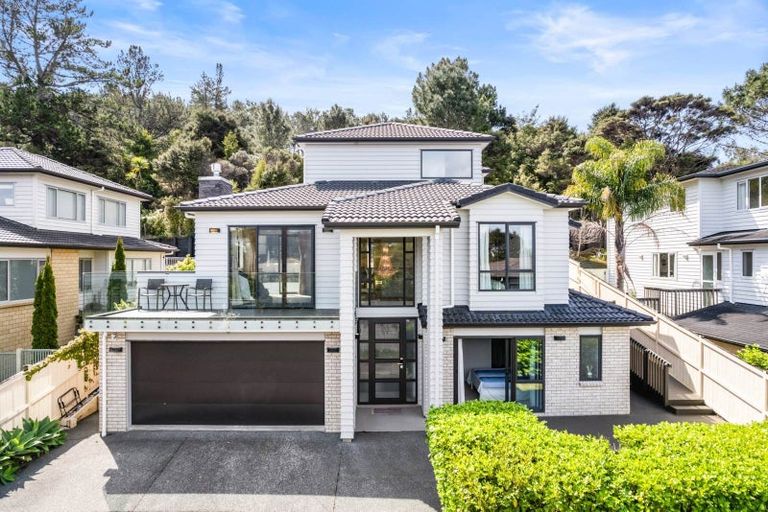 Photo of property in 40 Silver Moon Road, Albany Heights, Auckland, 0632