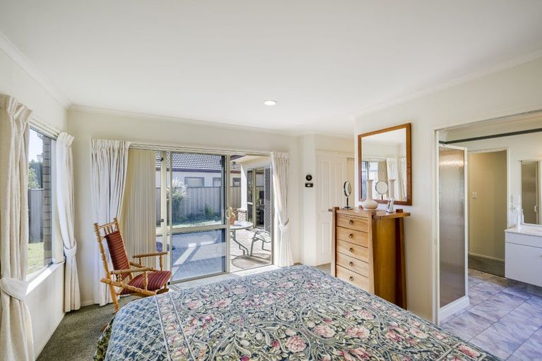 Photo of property in 25 Beaufort Mews, Taradale, Napier, 4112