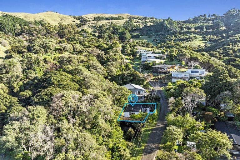 Photo of property in 40 Tikao Bay Road, Wainui, Akaroa, 7582