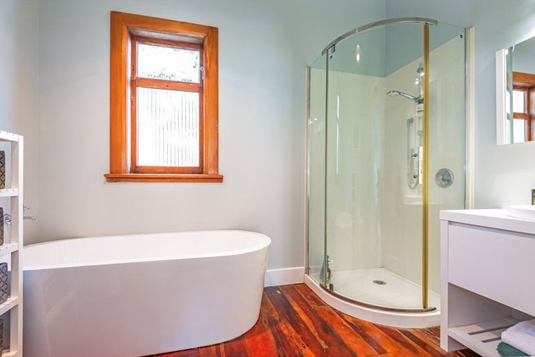 Photo of property in 19 Alfred Street, Roslyn, Palmerston North, 4414