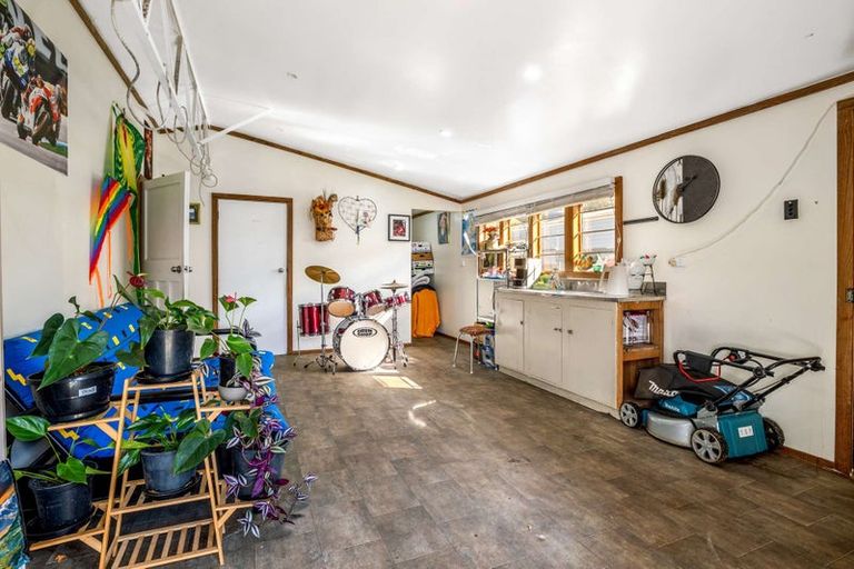 Photo of property in 17 Spier Street, Aramoho, Whanganui, 4500