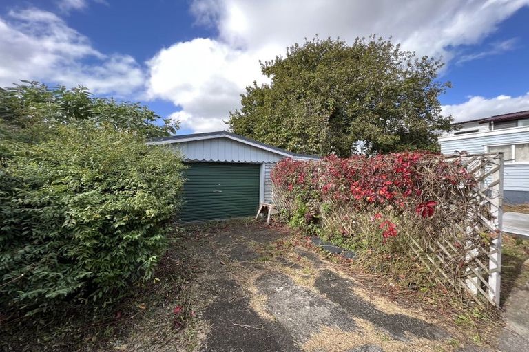 Photo of property in 14 Rogers Road, Manurewa, Auckland, 2102