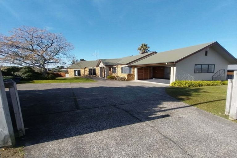 Photo of property in 1 Limousin Place, Grandview Heights, Hamilton, 3200