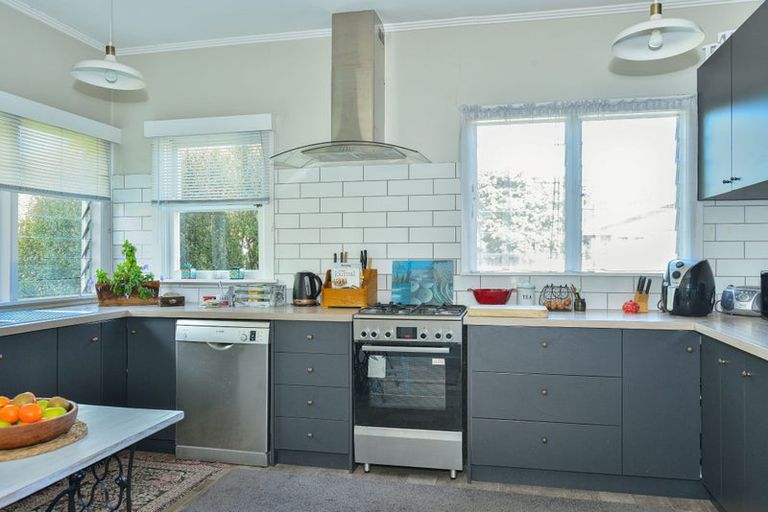 Photo of property in 10 Wi Pere Street, Mangapapa, Gisborne, 4010