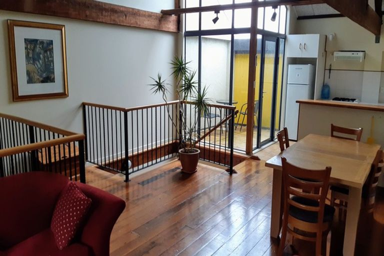 Photo of property in 84 Alpha Street, Cambridge, 3434