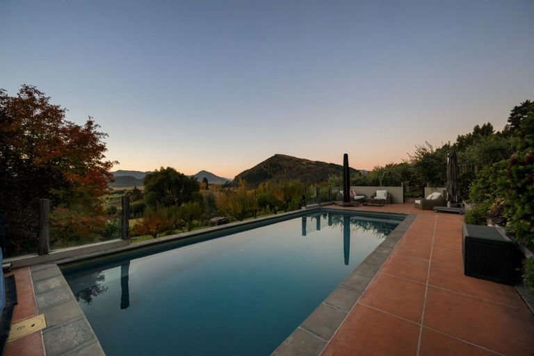 Photo of property in 617 Mount Barker Road, Wanaka, 9382