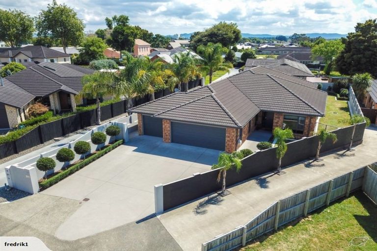 Photo of property in 14 Hampshire Court, Flagstaff, Hamilton, 3210