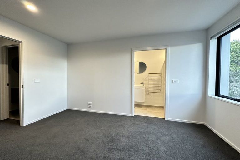 Photo of property in 2/30 Frederick Street, Waltham, Christchurch, 8011