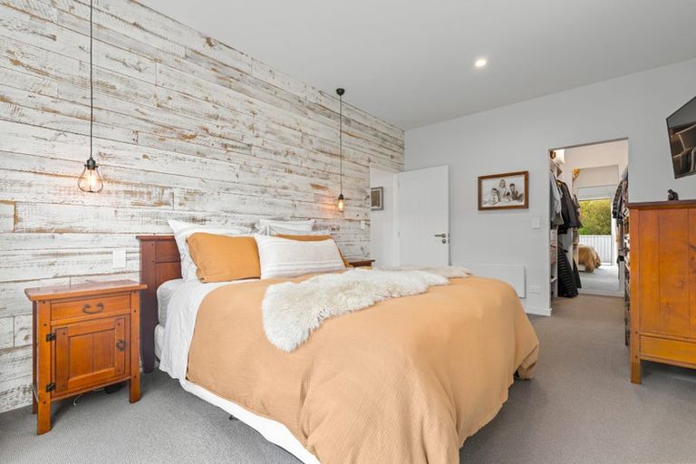 Photo of property in 12 Flora Dora Parade, Lake Hawea, Wanaka, 9382