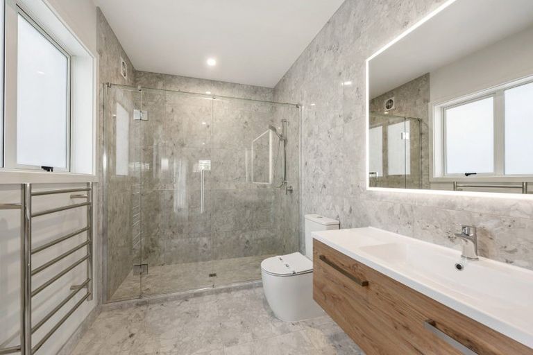 Photo of property in 54 Great Road West, Matipo Heights, Rotorua, 3015