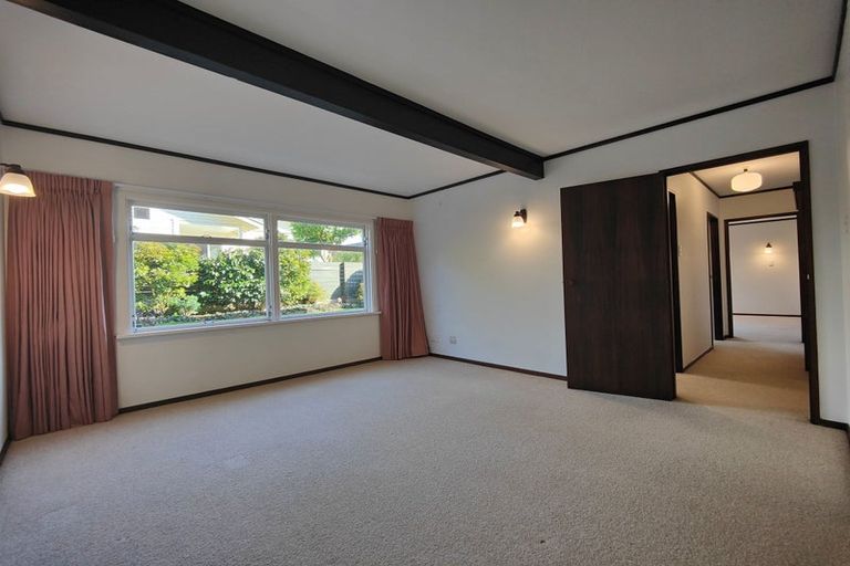 Photo of property in 20 Lochiel Road, Khandallah, Wellington, 6035