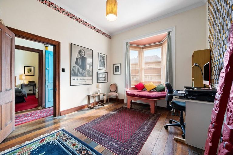 Photo of property in 6 Prince Street, Mount Victoria, Wellington, 6011